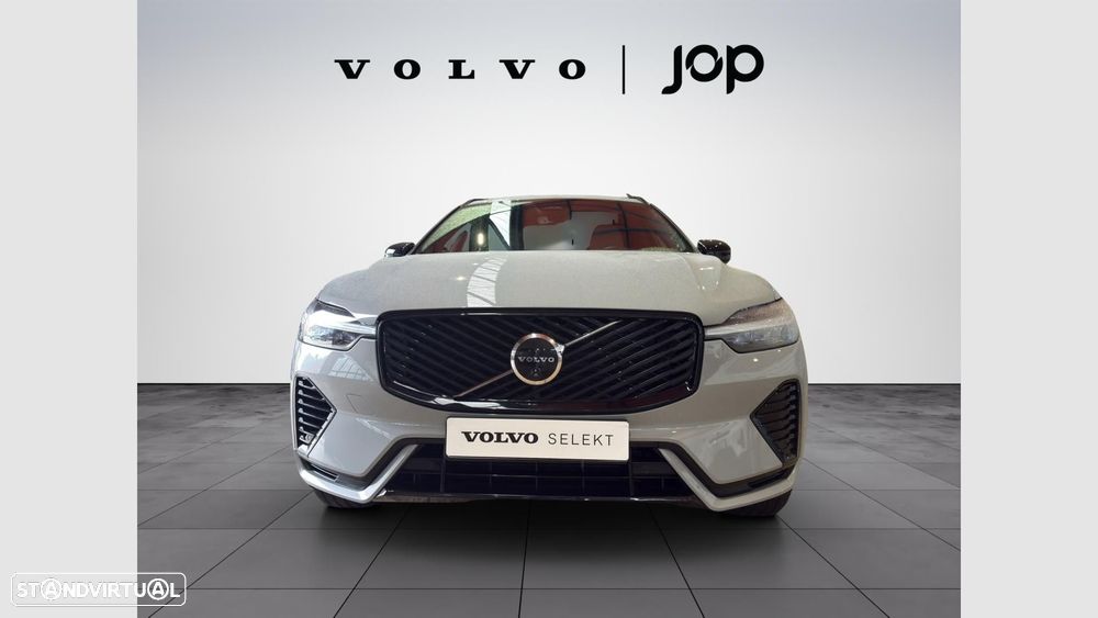 Volvo XC 60 2.0 T6 PHEV Plus Dark AWD - 9