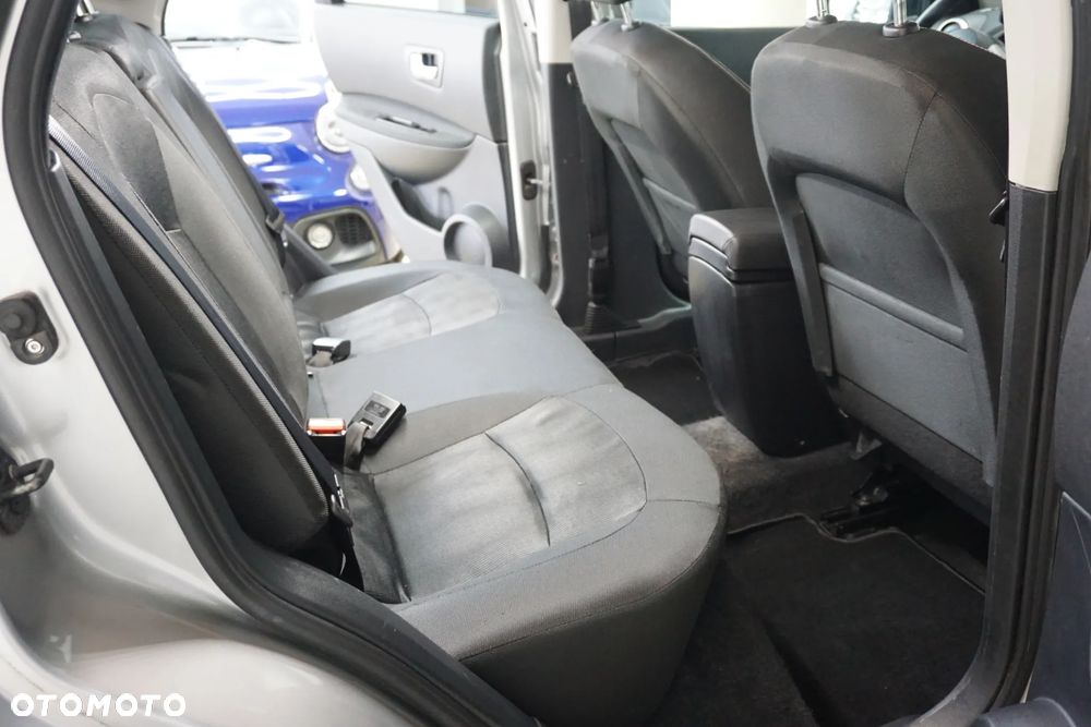 Nissan Qashqai - 22