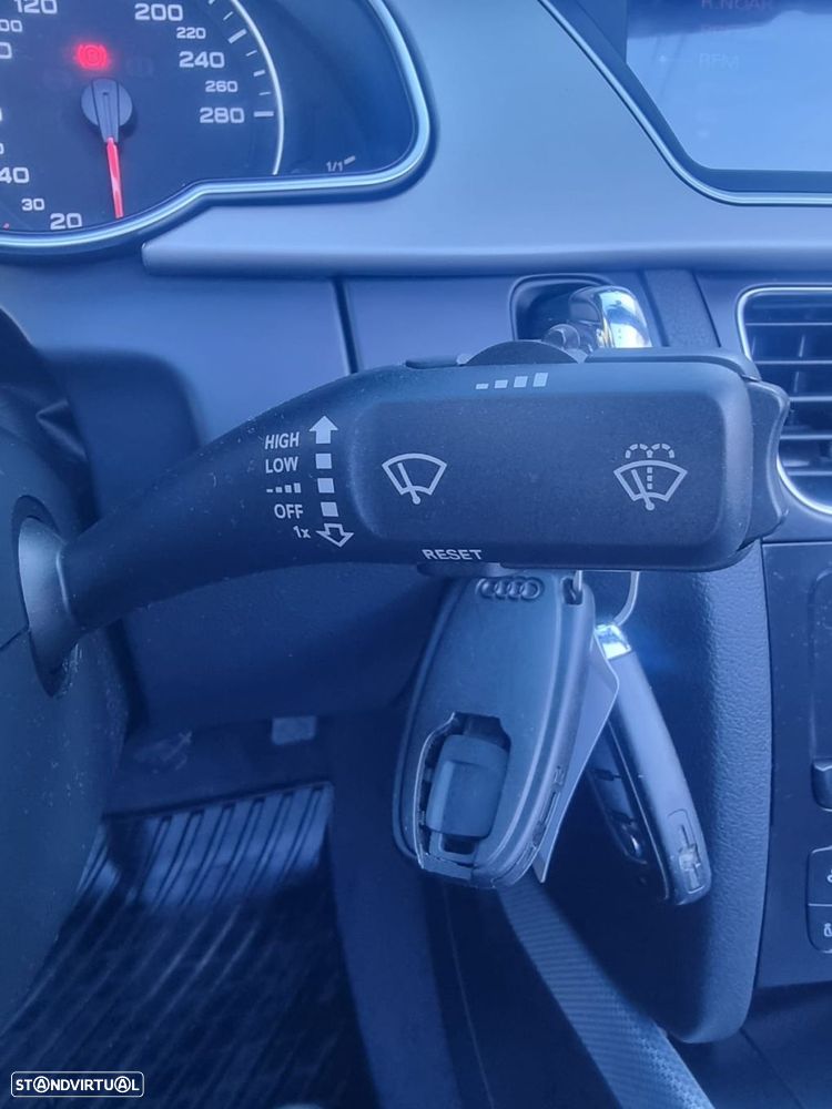 Audi A5 Cabrio 2.0 TDi S-line - 30