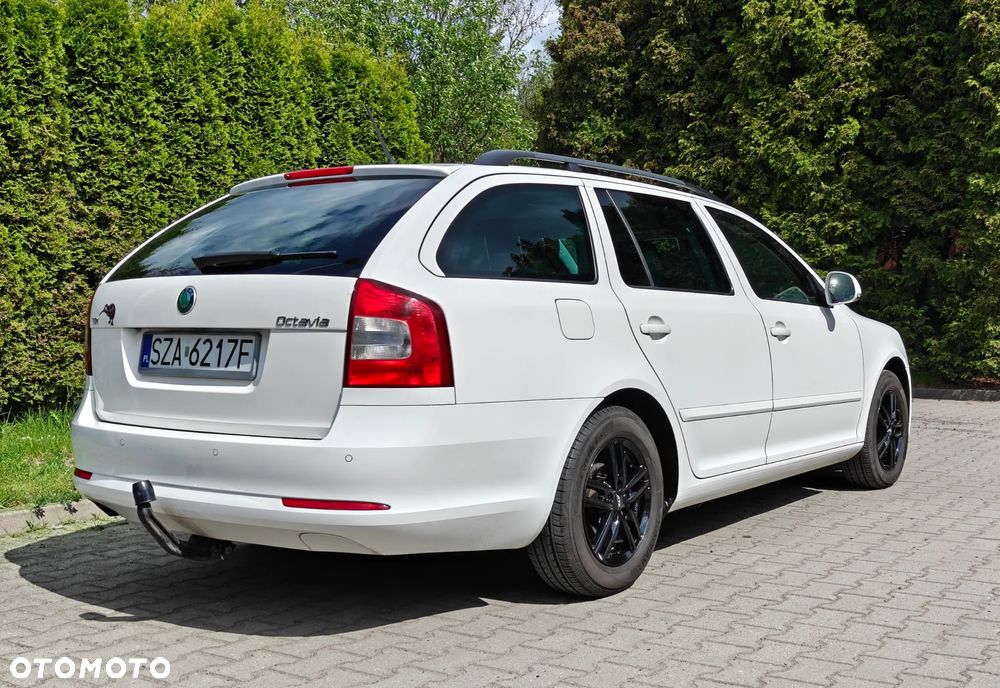 Skoda Octavia 1.6 TDI DPF FAMILY - 13
