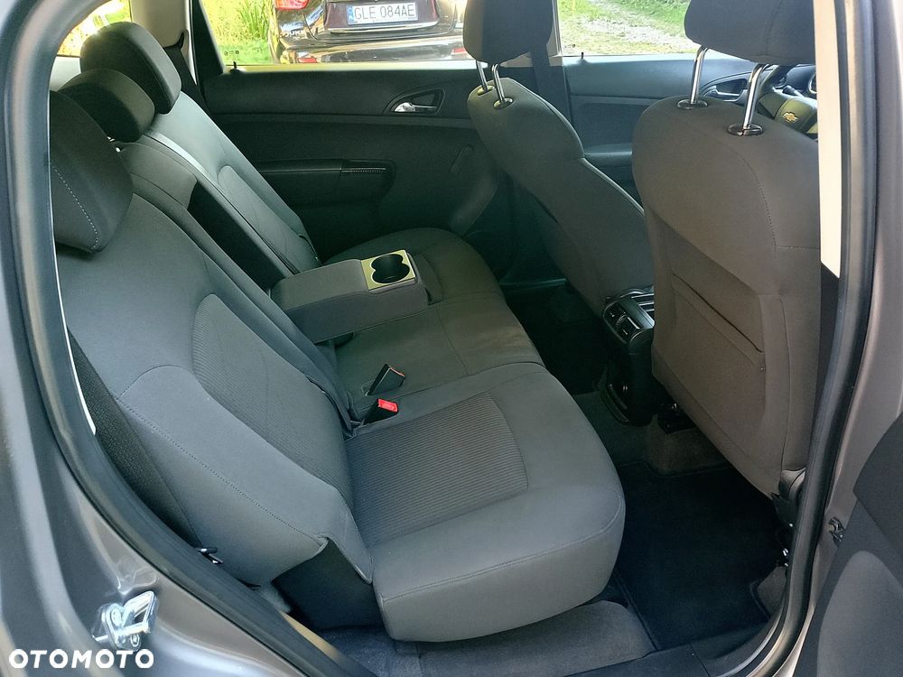 Chevrolet Orlando 1.8 LS - 8