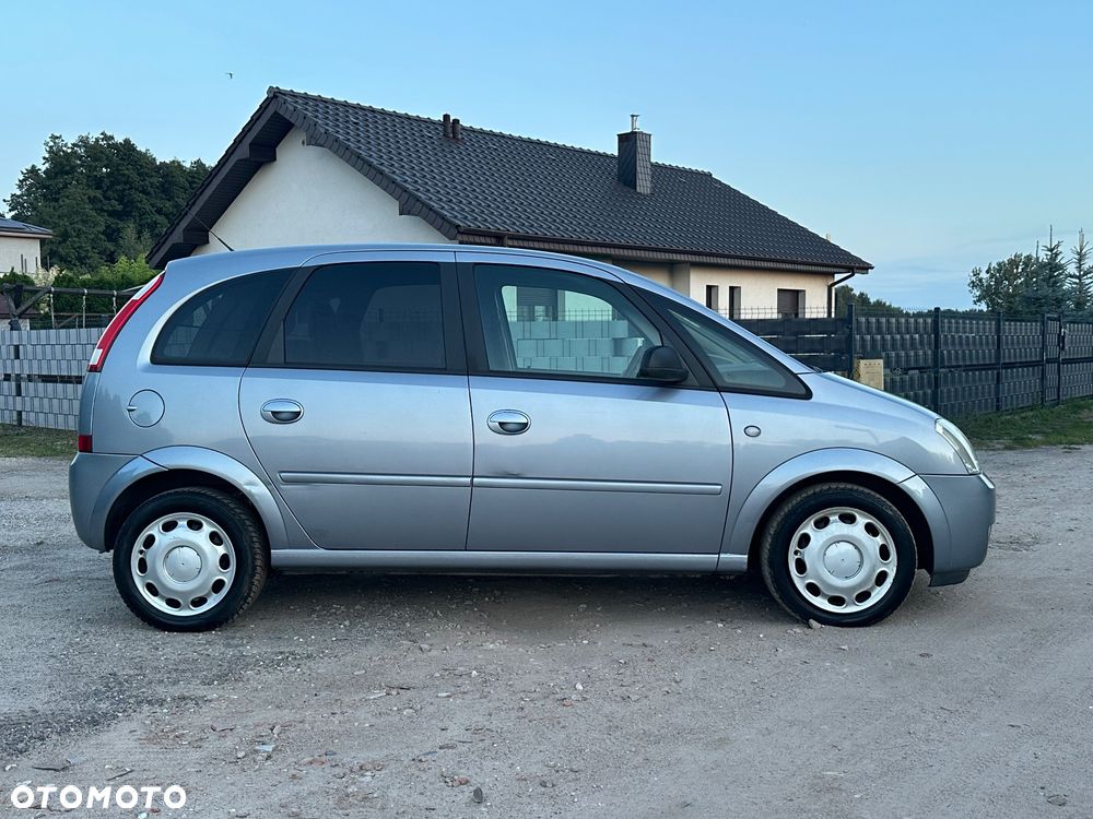 Opel Meriva 1.6 16V (Essentia) - 6