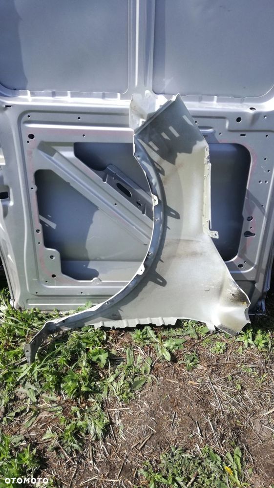 Błotnik Nissan Rogue Sport 2020r-> Przód prawy - 2