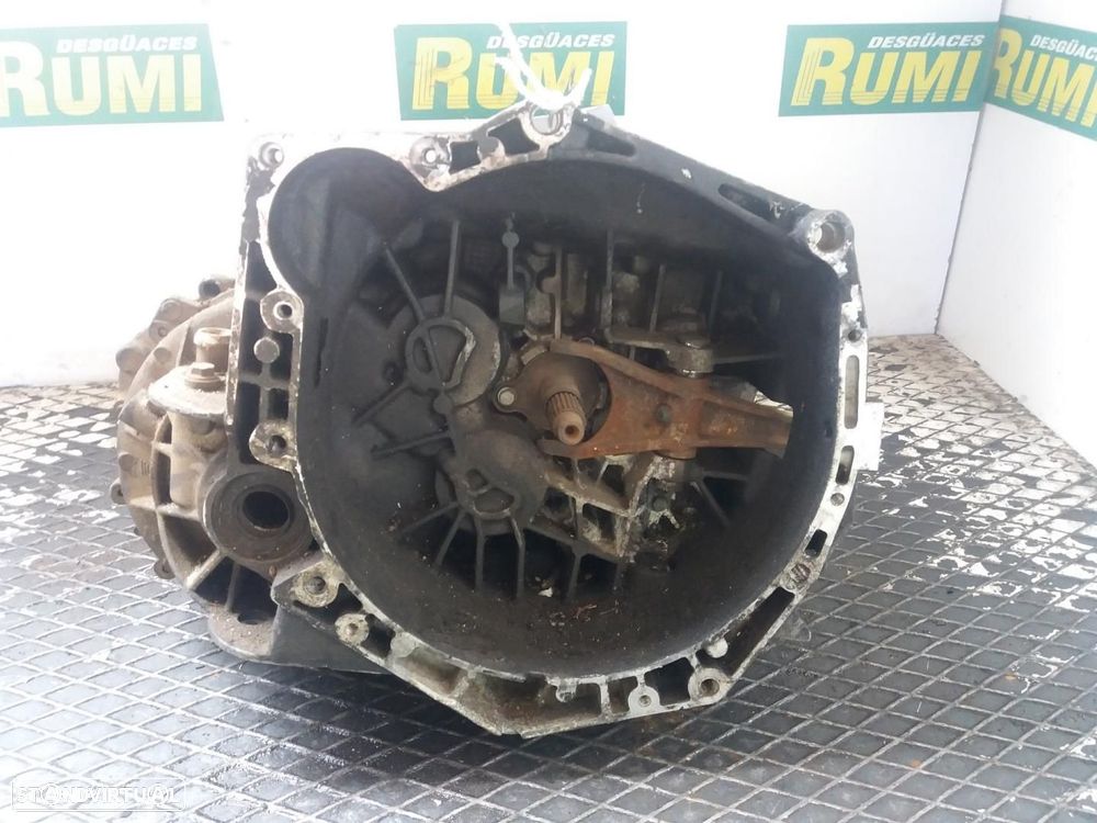 CAIXA DE VELOCIDADES RENAULT SAFRANE B54 - 1