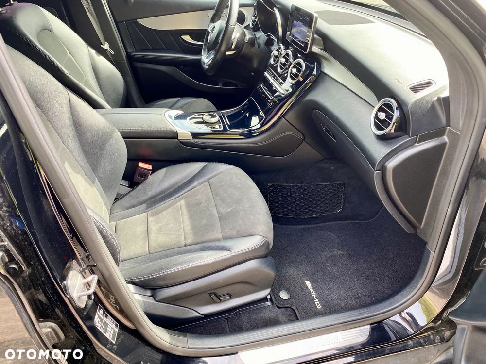 Mercedes-Benz GLC Coupe 250 4-Matic - 25