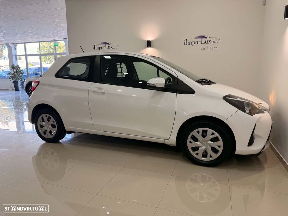 Toyota Yaris 1.0 VVT-i - 4