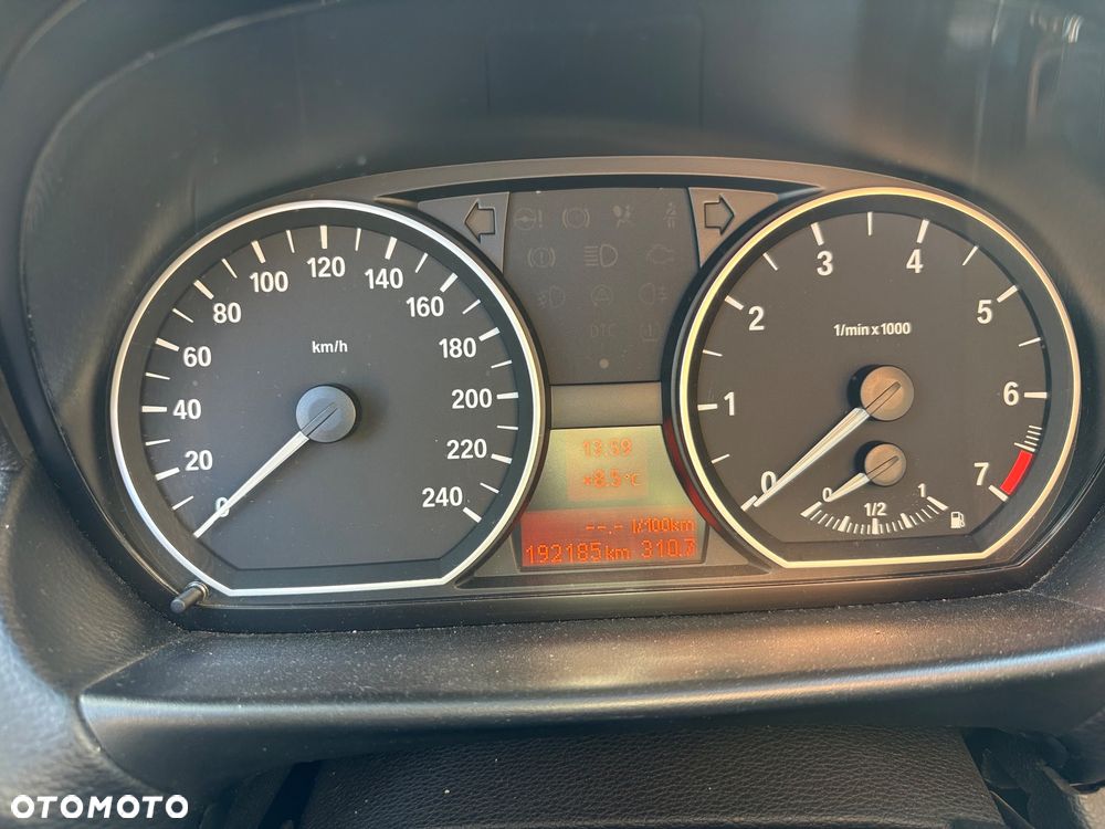 BMW Seria 1 116i - 14