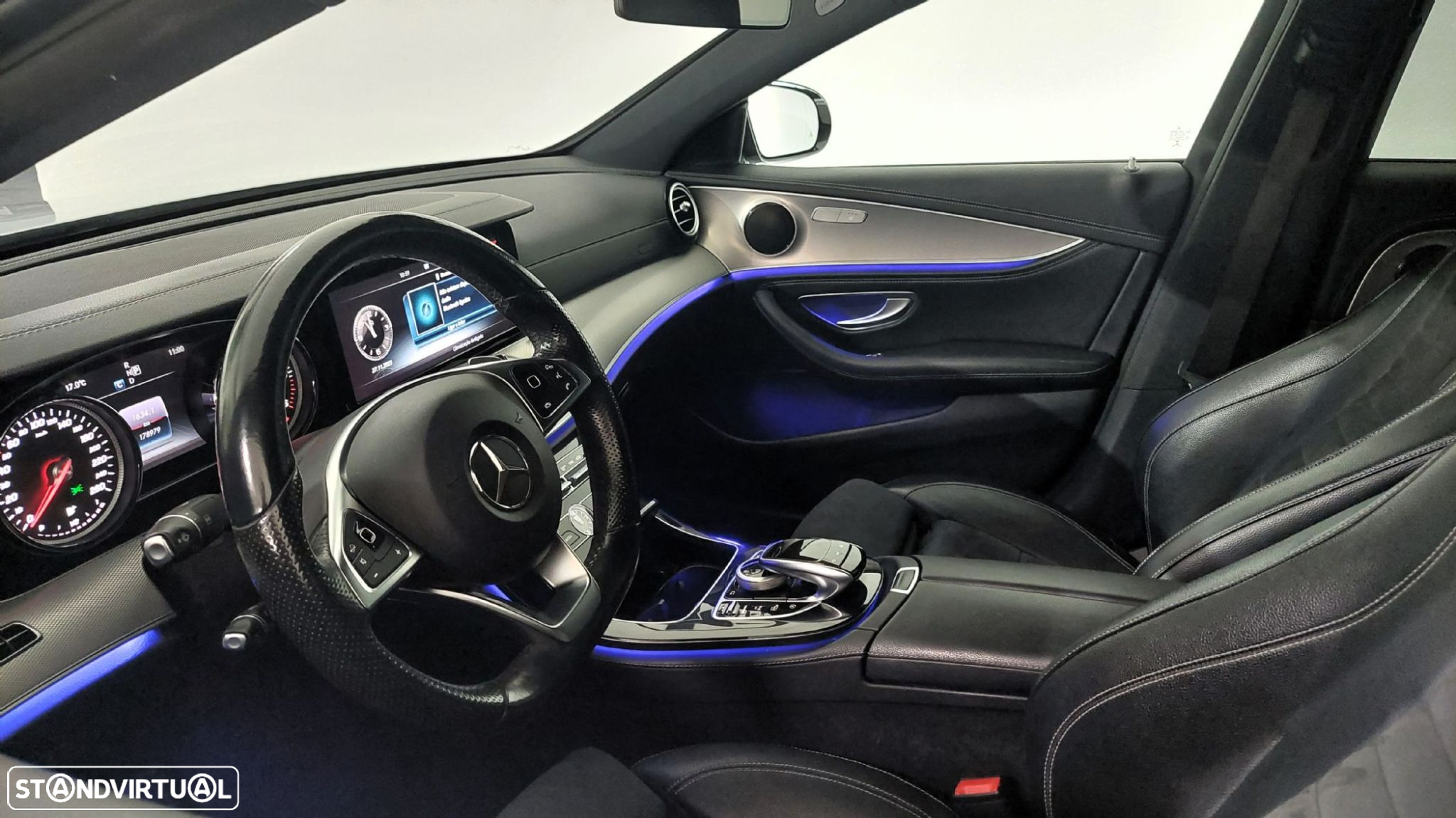 Mercedes-Benz E 220 d AMG Line - 20