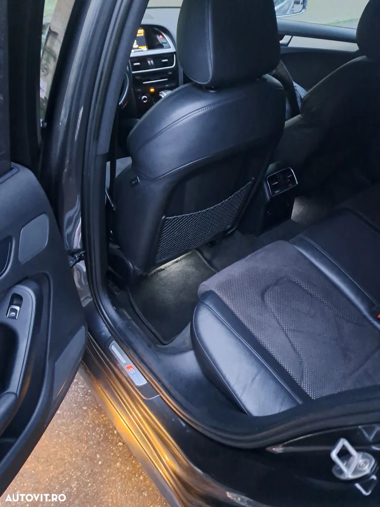 Audi A4 2.0 TDI quattro Stronic - 15