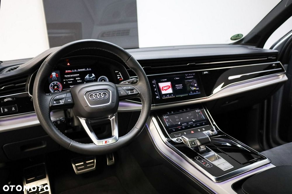 Audi Q7 - 16