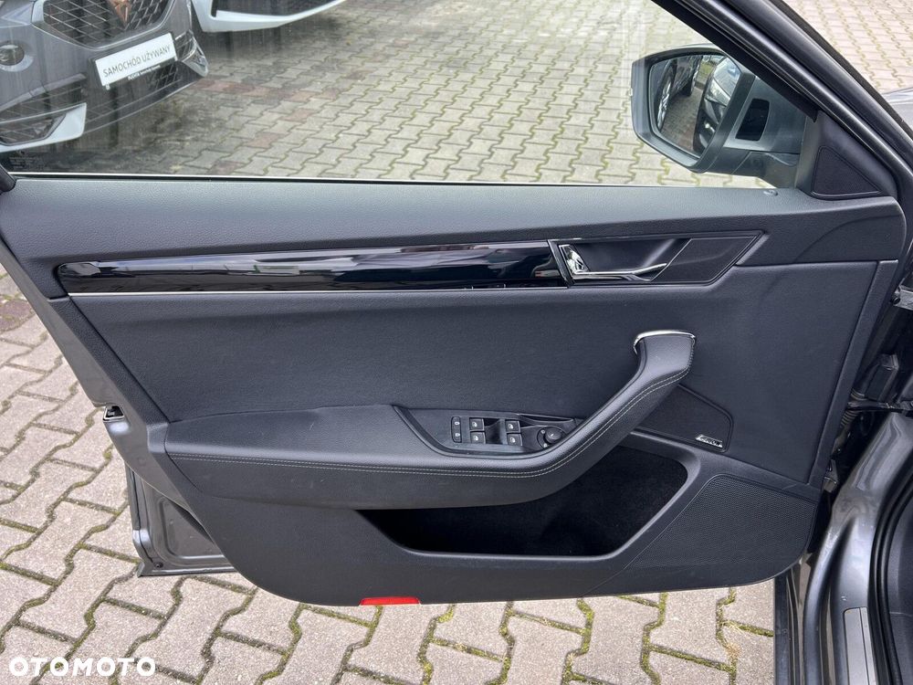 Skoda Superb 2.0 TDI SCR L&K DSG - 18