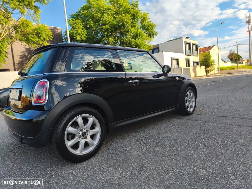 MINI 3 Portas One 1.6 - 6