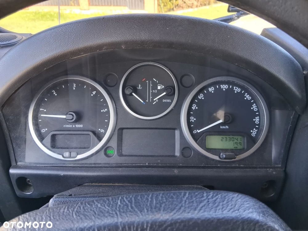 Land Rover Defender 90 Hard Top E - 18