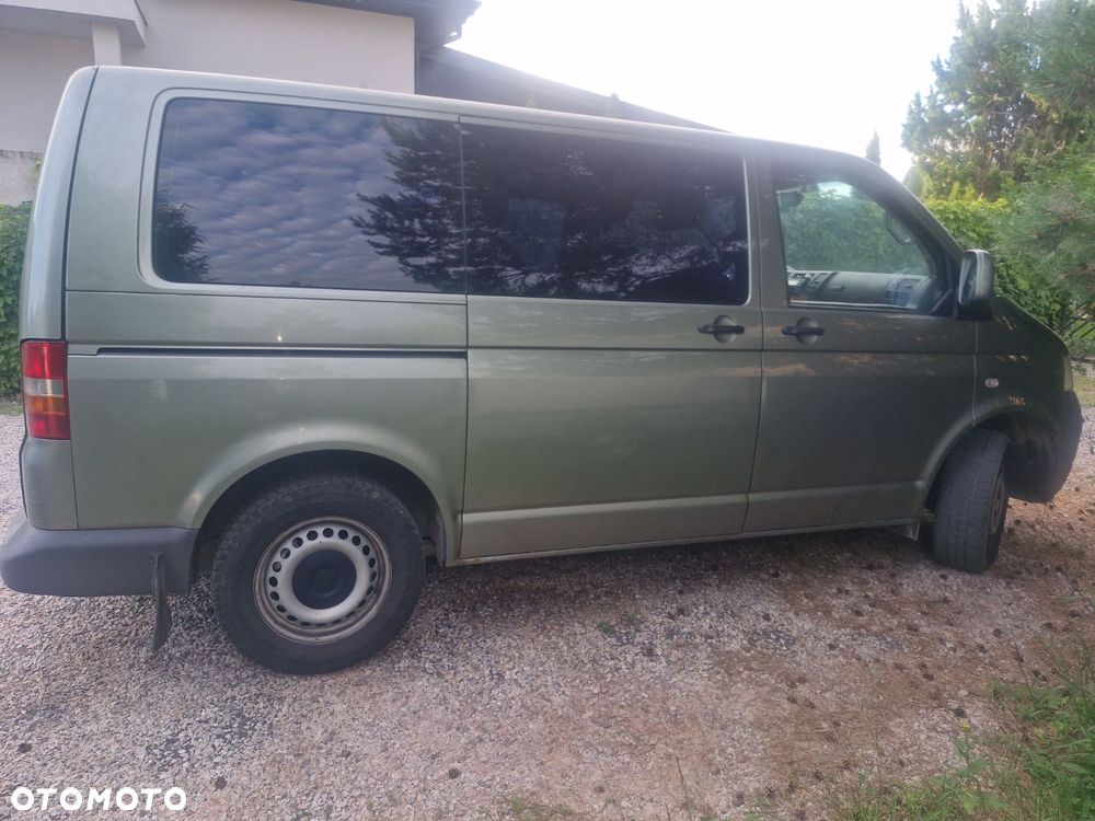 Volkswagen Transporter - 2