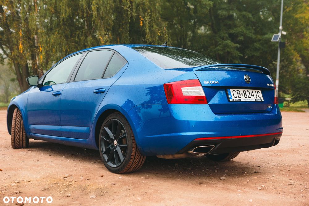 Skoda Octavia 2.0 TSI RS - 20