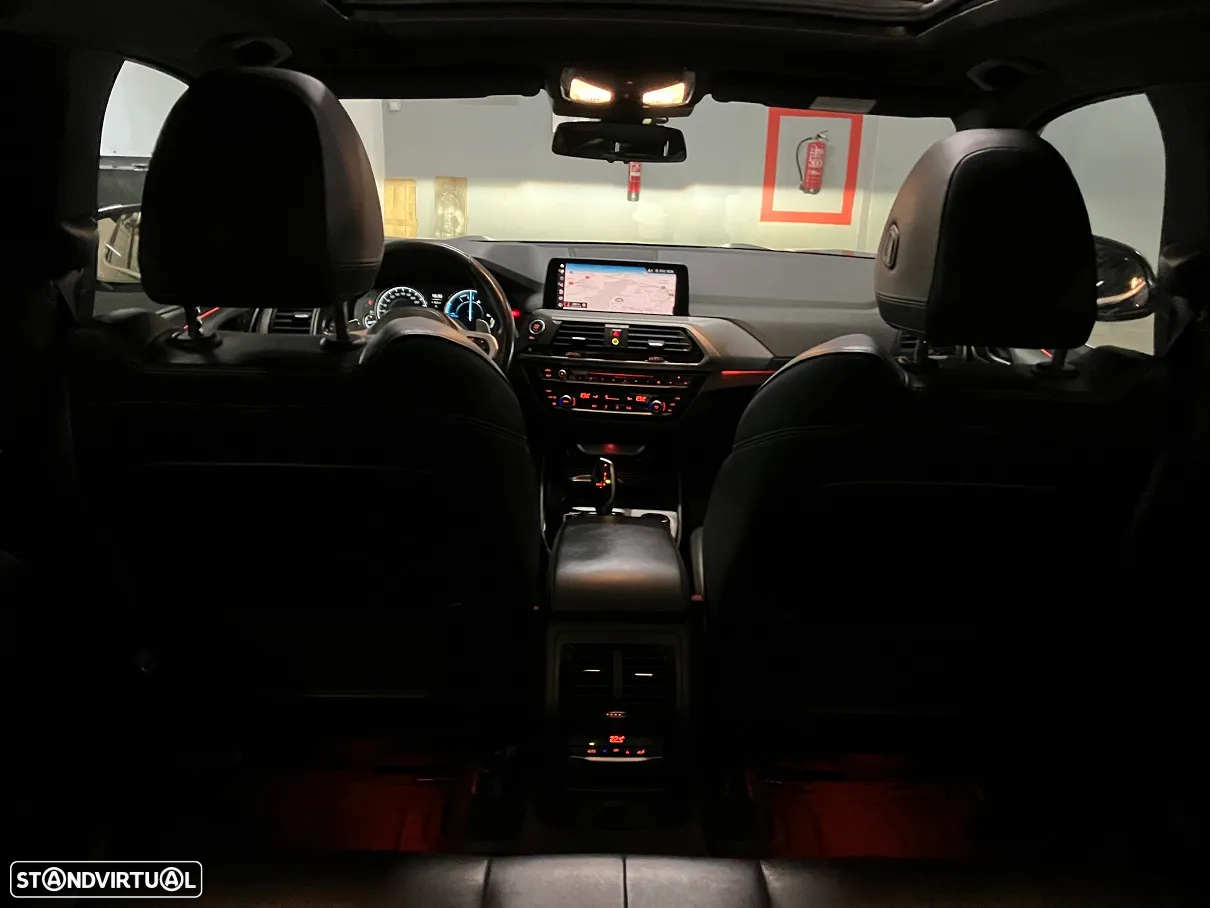 BMW X3 20 d xDrive Pack M - 24