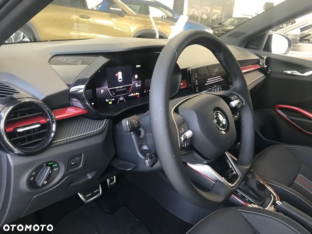 Skoda Fabia 1.0 TSI Monte Carlo DSG - 7