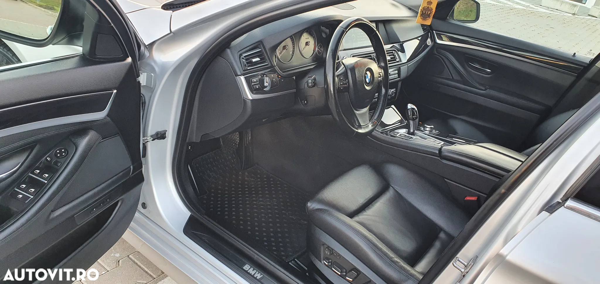 BMW Seria 5 525d Touring Sport-Aut. - 4