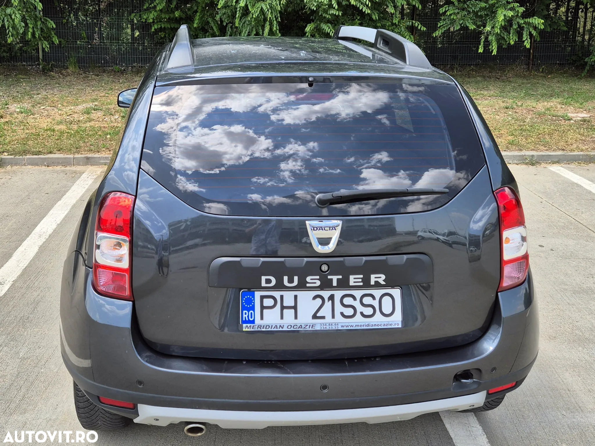 Dacia Duster 1.5 dCi 4x2 Laureate - 13