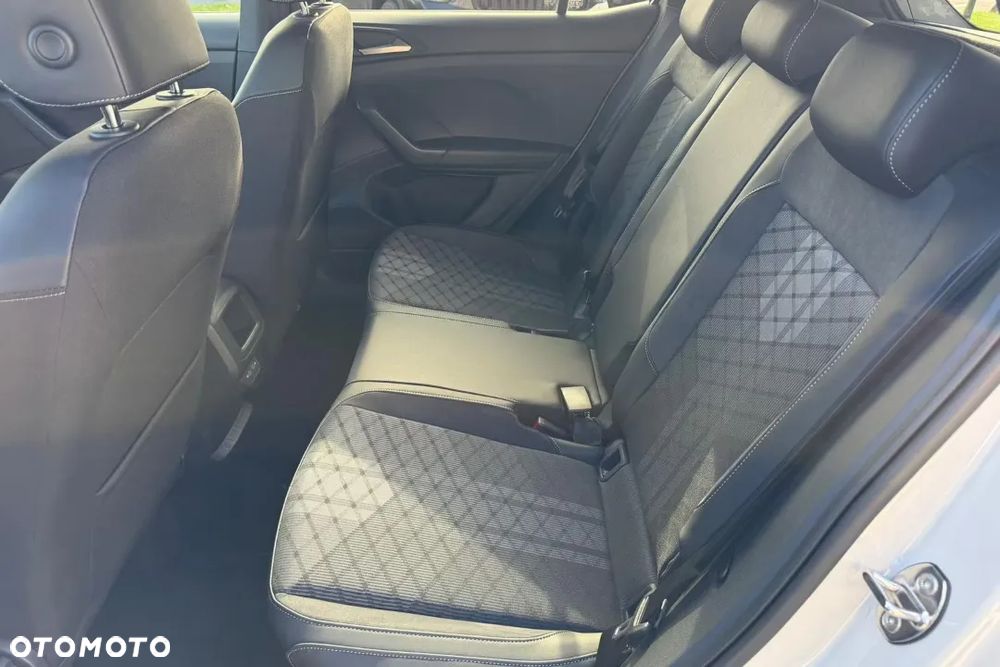 Volkswagen T-Cross 1.0 TSI Life Plus DSG - 17