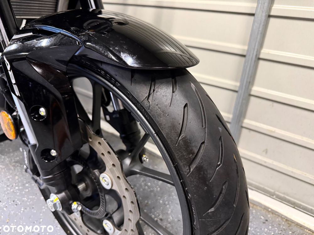 Honda CB - 8