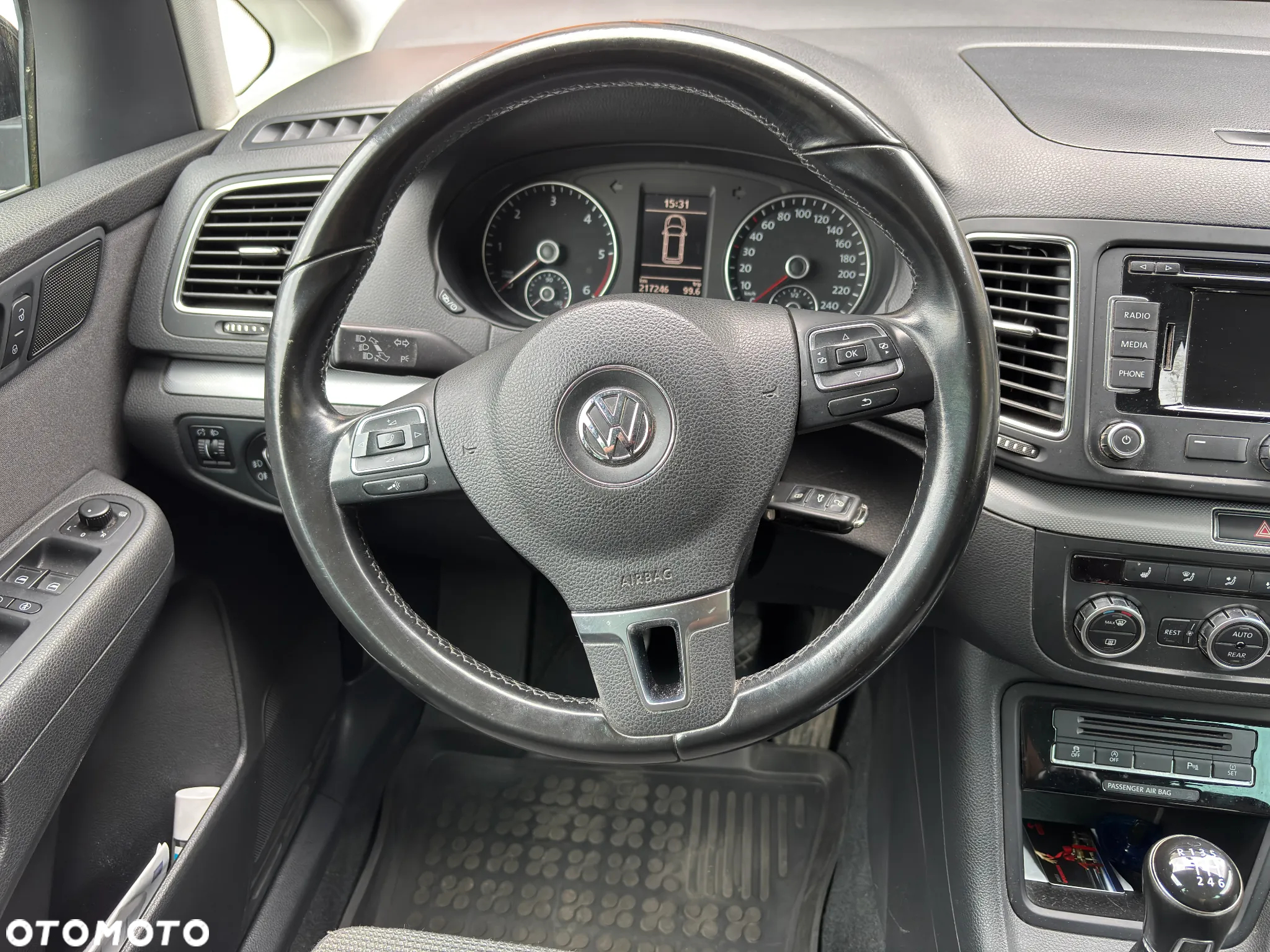 Volkswagen Sharan - 7
