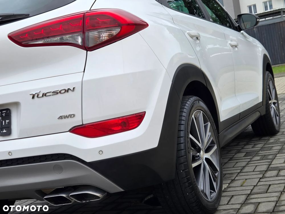 Hyundai Tucson 1.6 GDi 4WD Premium - 16