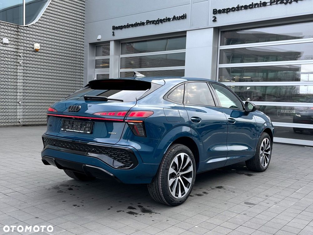 Audi Q3 Sportback - 10
