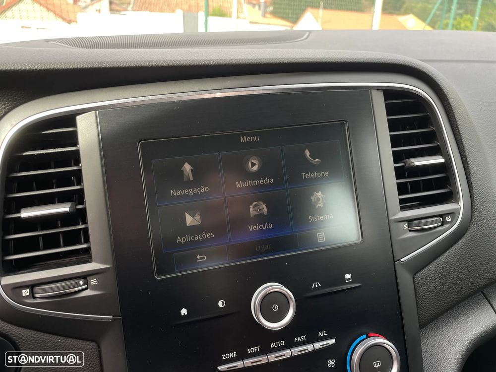 Renault Mégane Sport Tourer ENERGY dCi 110 EDC LIMITED - 16