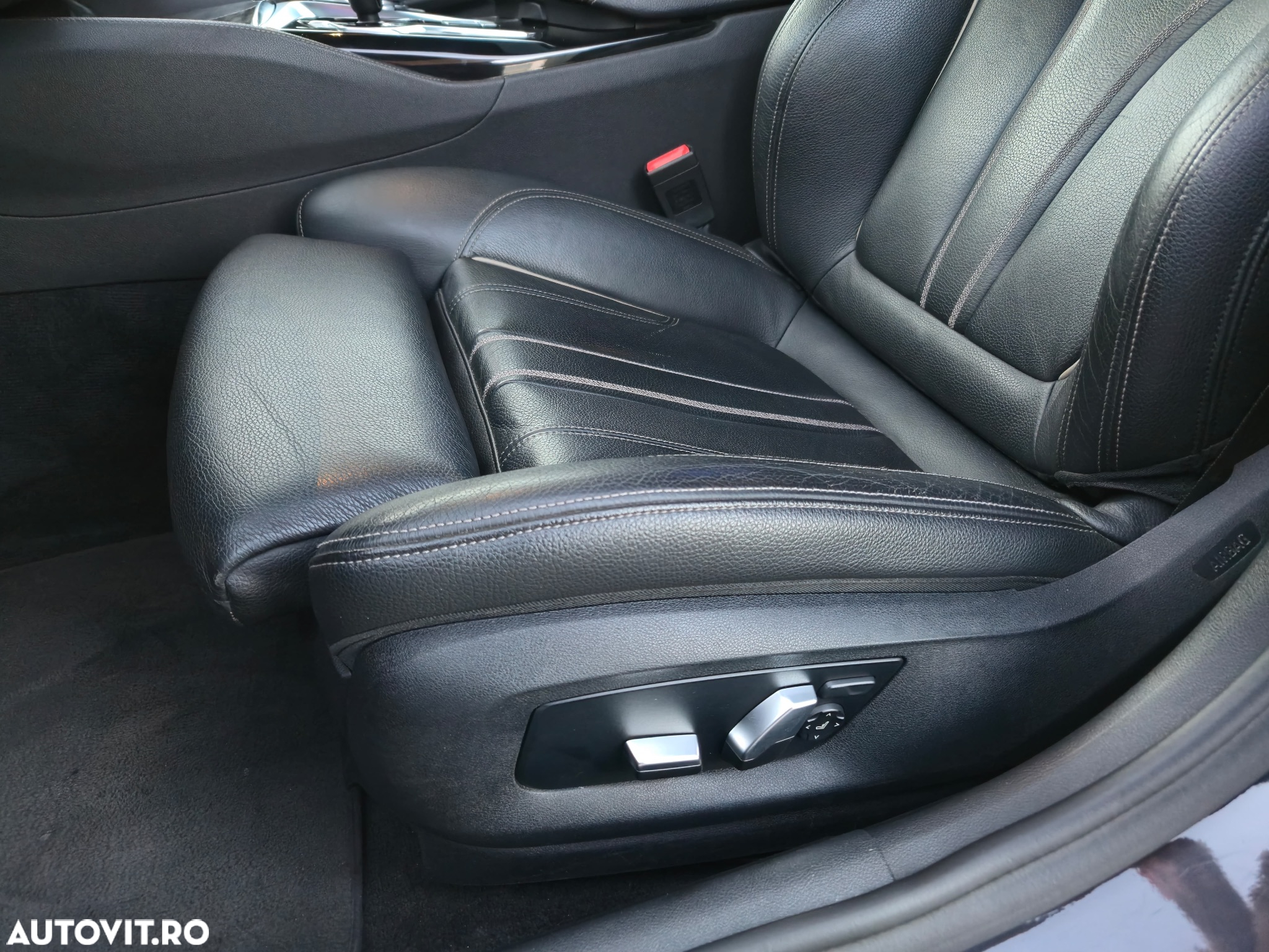 BMW Seria 5 520d xDrive Aut. Luxury Line - 26