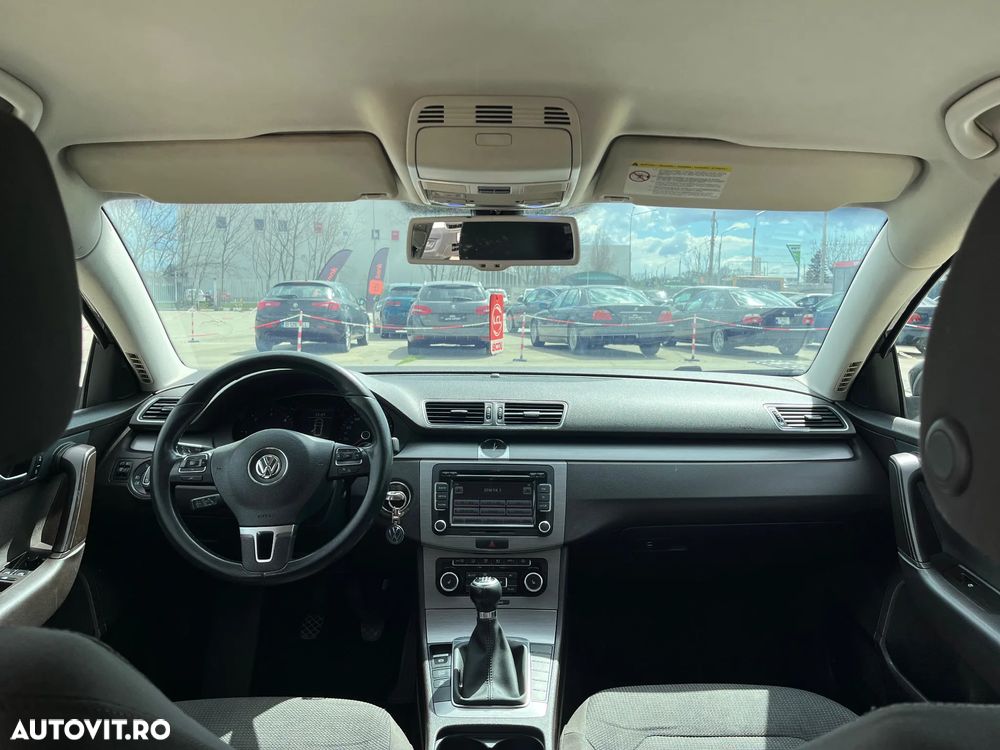Volkswagen Passat - 5