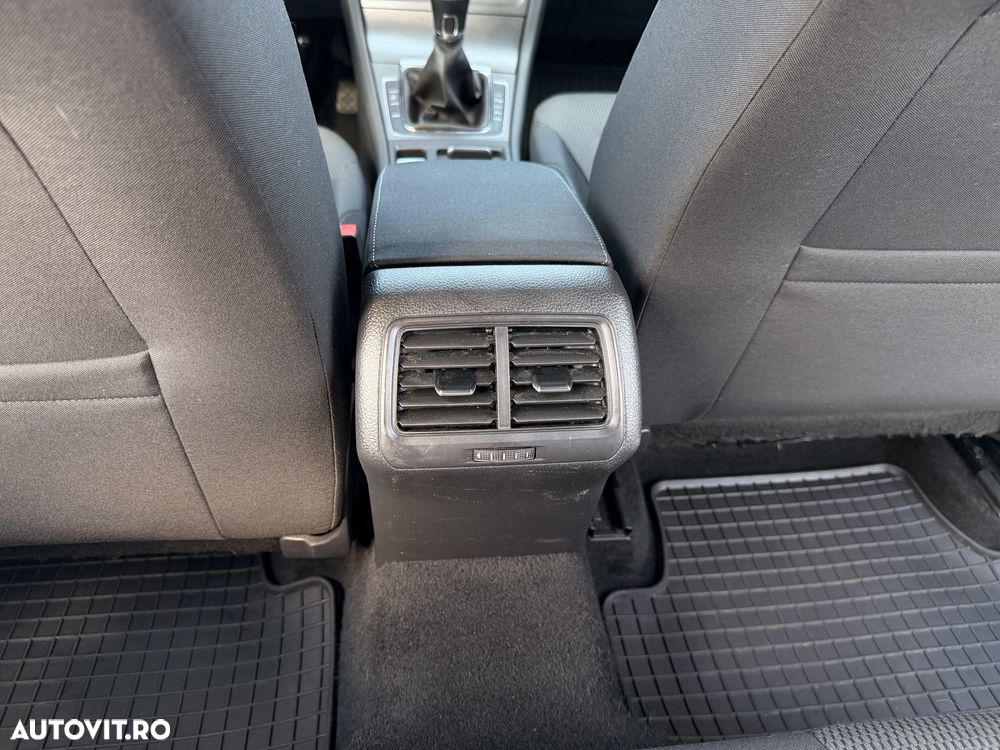 Volkswagen Golf 1.4 TSI BlueMotion Technology Comfortline - 21