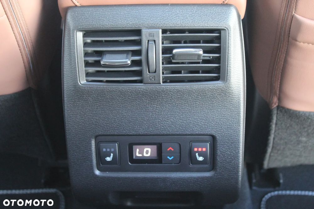 Mitsubishi Outlander Instyle Plus - 27
