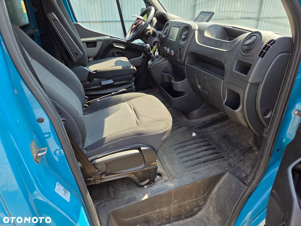 Renault Master - 10