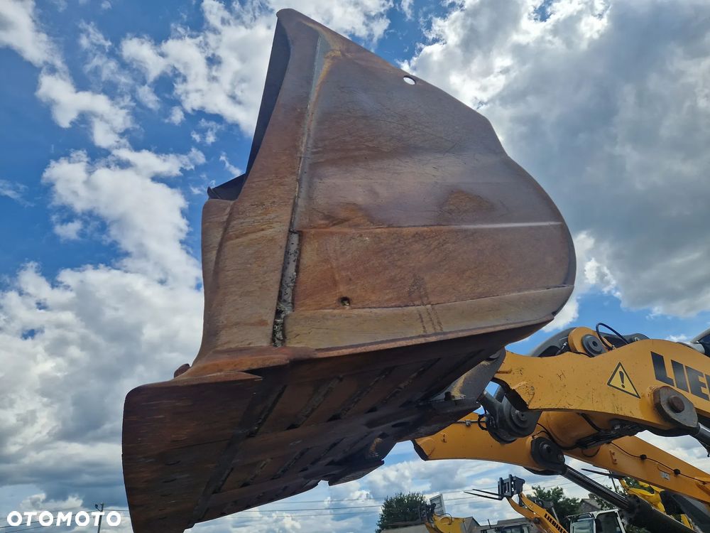 Liebherr L550 - 23