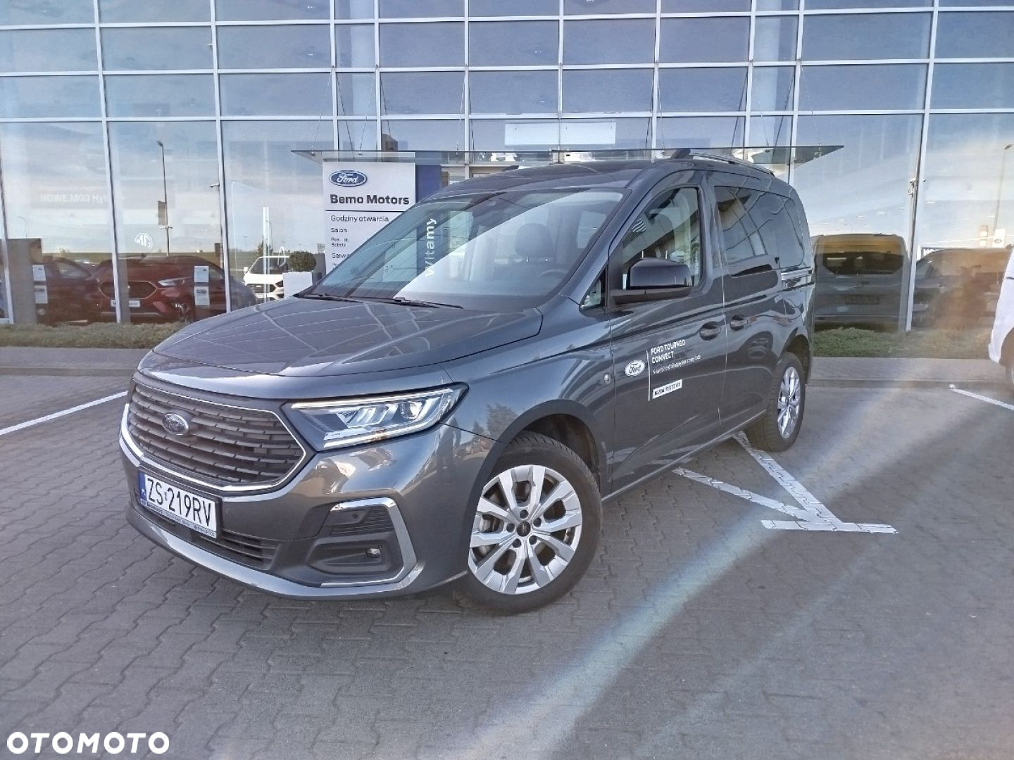 Ford Tourneo Connect - 3