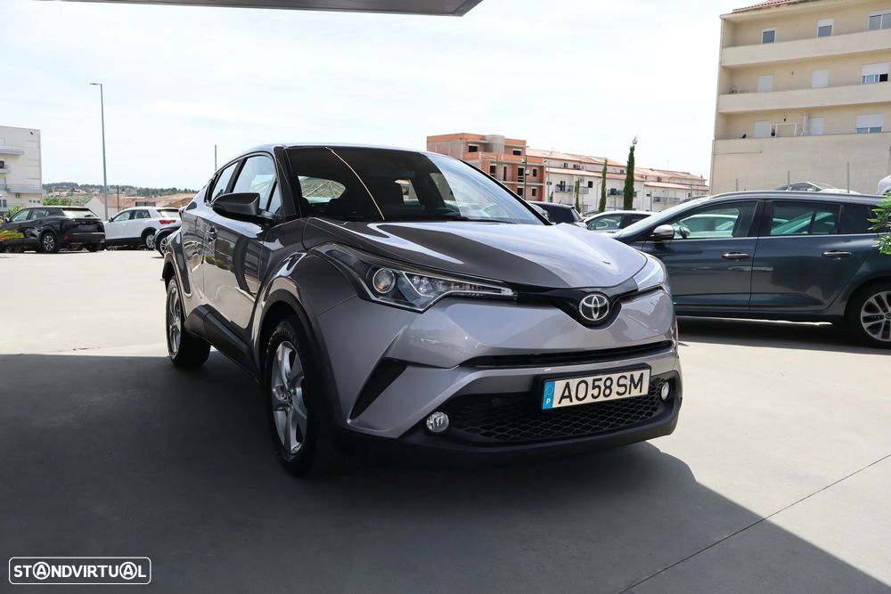 Toyota C-HR 1.2T Active - 4