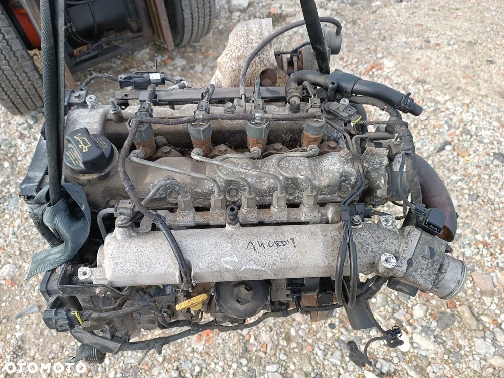 SILNIK KOMPLETNY 1.4 CRDI D4FC HYUNDAI KIA - 1
