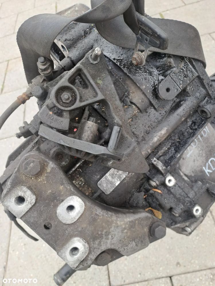 Volkswagen Passat B6 2.0 TDi skrzynia biegów 4x4 kod KDL - 3