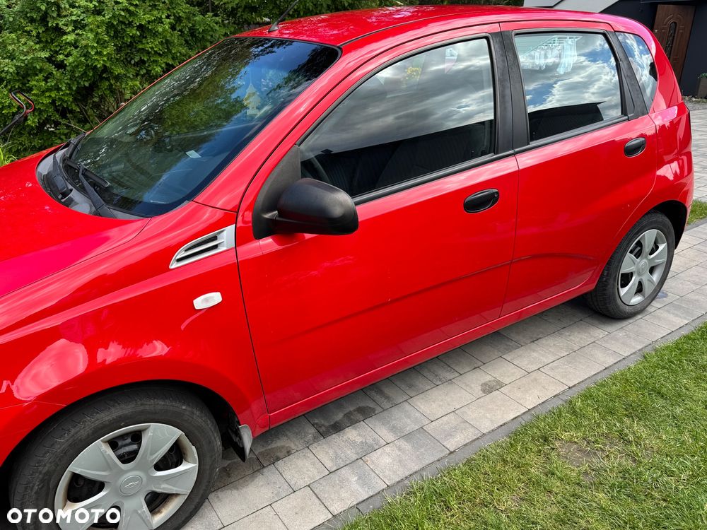 Chevrolet Aveo 1.2 16V Base - 5