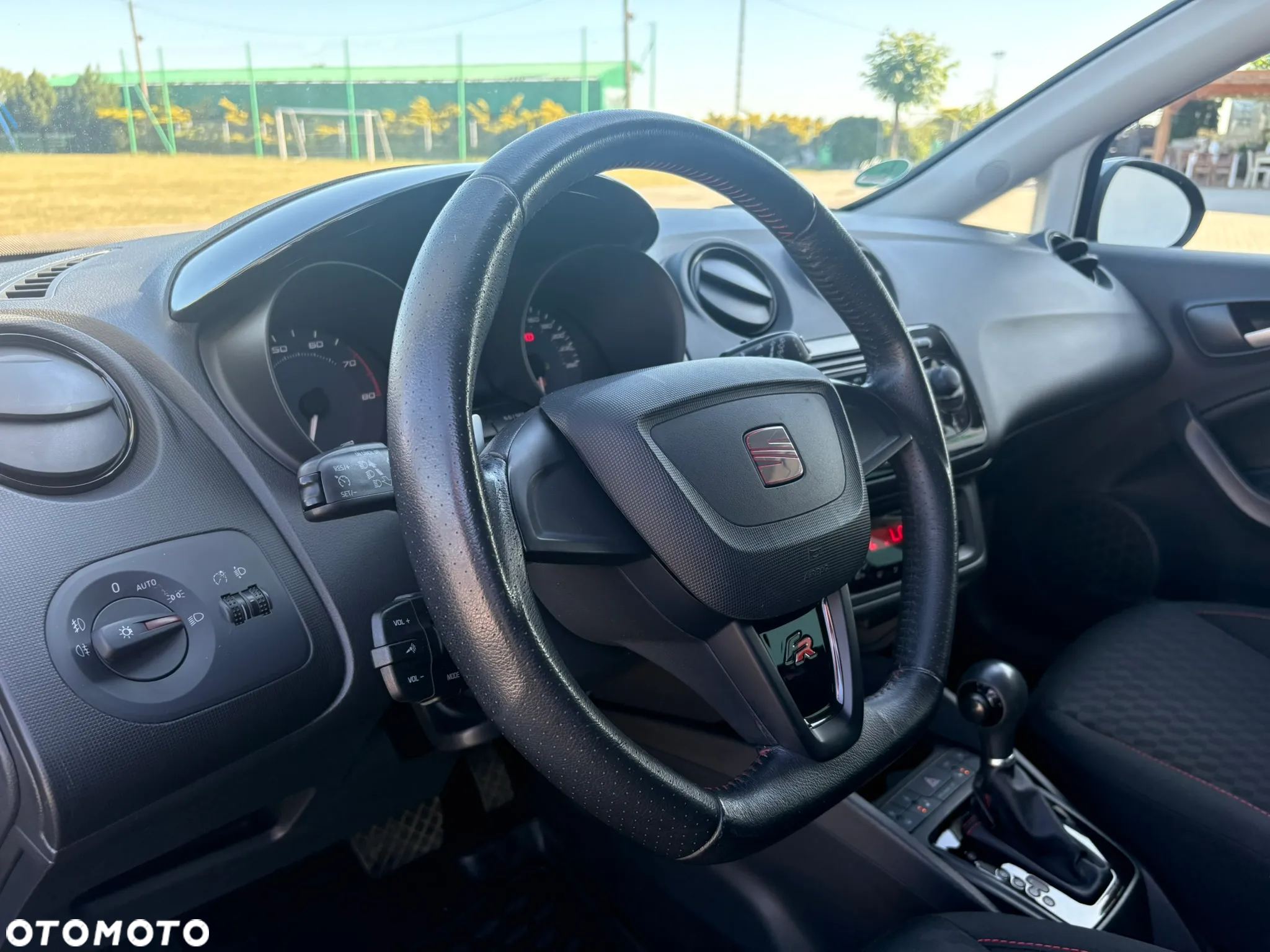 Seat Ibiza 1.4 TSI DSG FR - 22