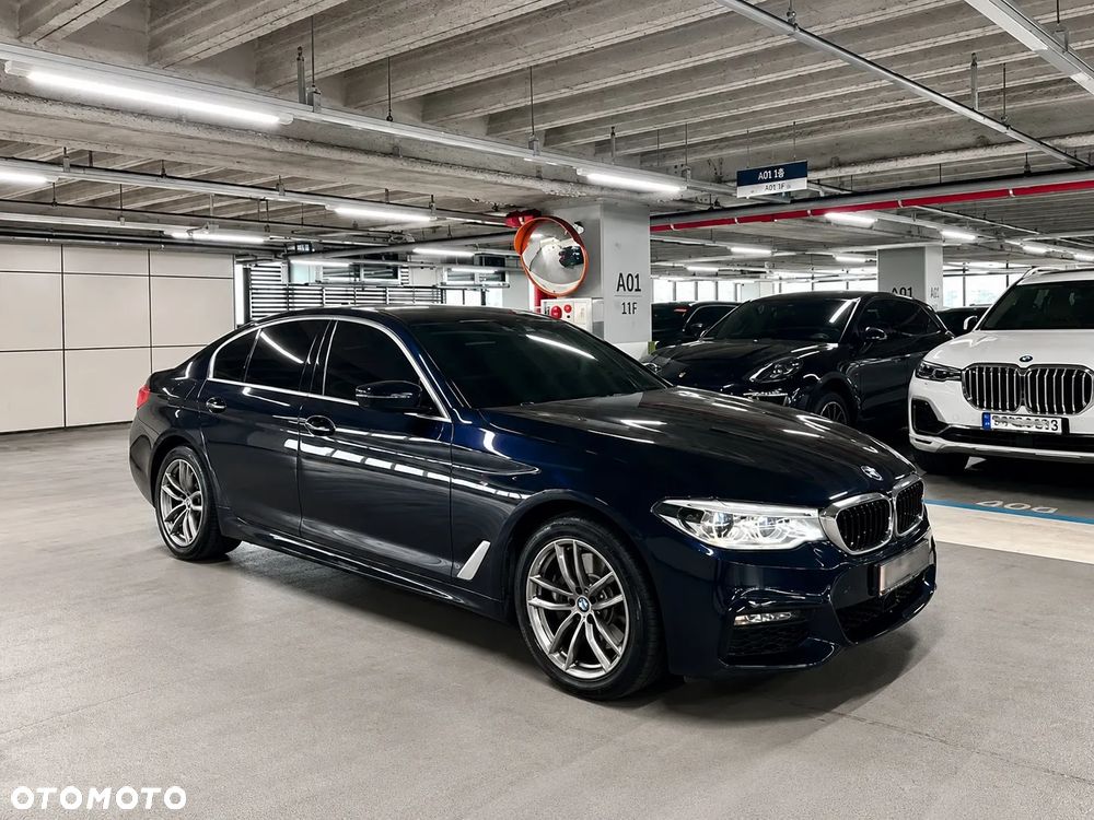BMW Seria 5 530i xDrive M Sport Edition - 3