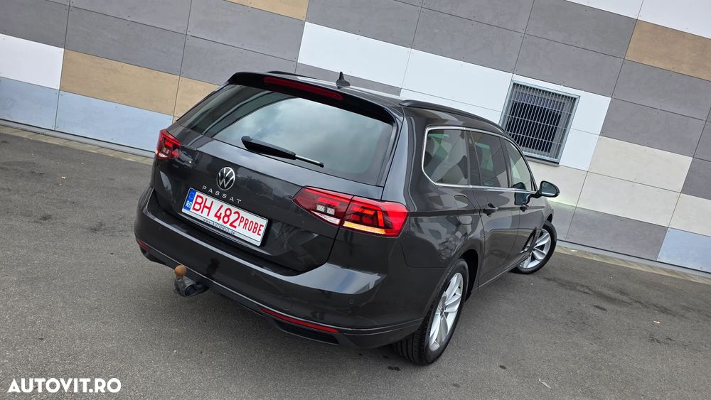 Volkswagen Passat Variant 2.0 TDI SCR DSG Business - 9