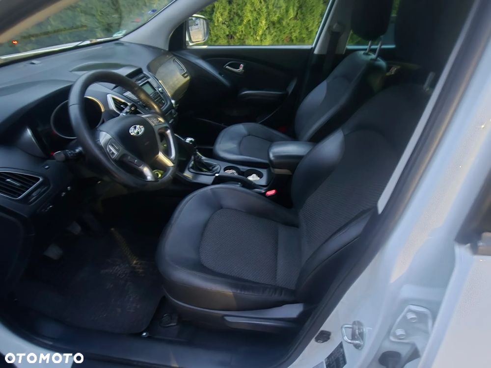 Hyundai ix35 - 22