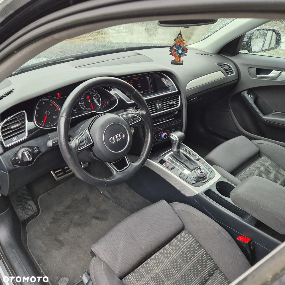 Audi A4 - 12