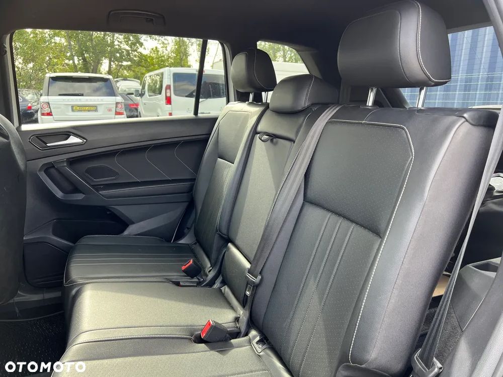 Volkswagen Tiguan Allspace - 18
