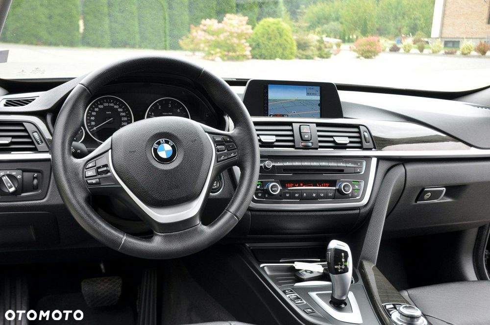BMW 3GT - 30