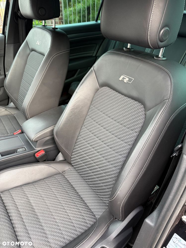 Volkswagen Passat 1.5 TSI OPF DSG Highline - 25