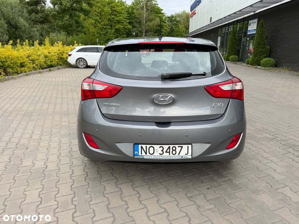 Hyundai i30 1.4 Classic + - 4