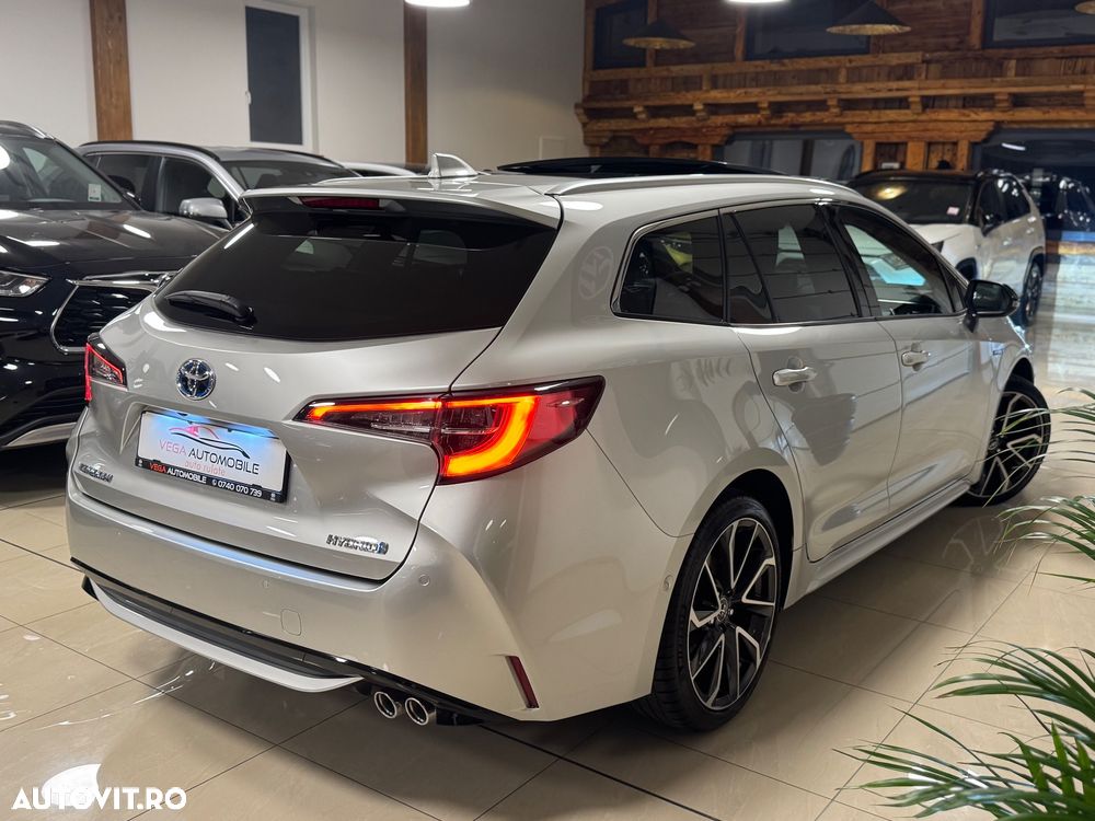 Toyota Corolla - 4
